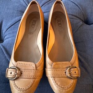 Tod's Brown Leather Loafers with Buckle